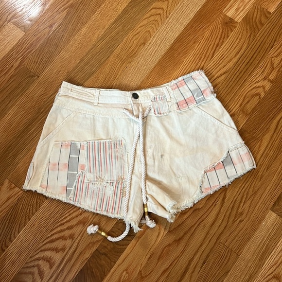 Free People Patchwork Distressed Cotton/Linen Drawstring Shorts Size 4 NWT - Picture 4 of 12